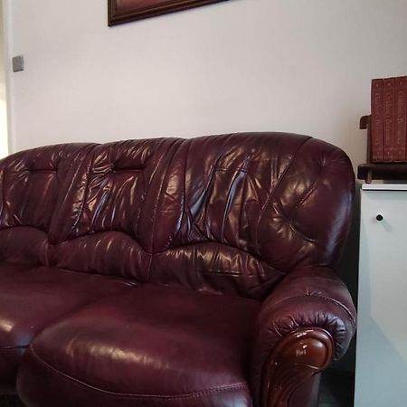 Lovely 2 Bedroom House 월시 외부 사진
