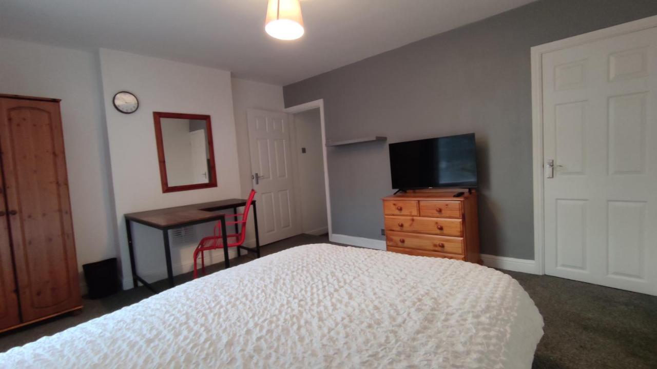 Lovely 2 Bedroom House 월시 외부 사진